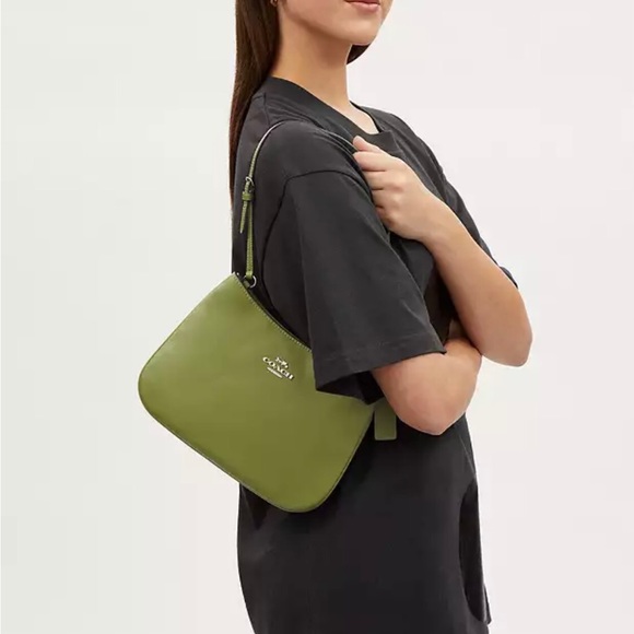 Coach Green Shoulder Bag - Tags on & Still in Wrapping - Picture 3 of 8